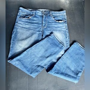 American Eagle Size 12 short Jeans